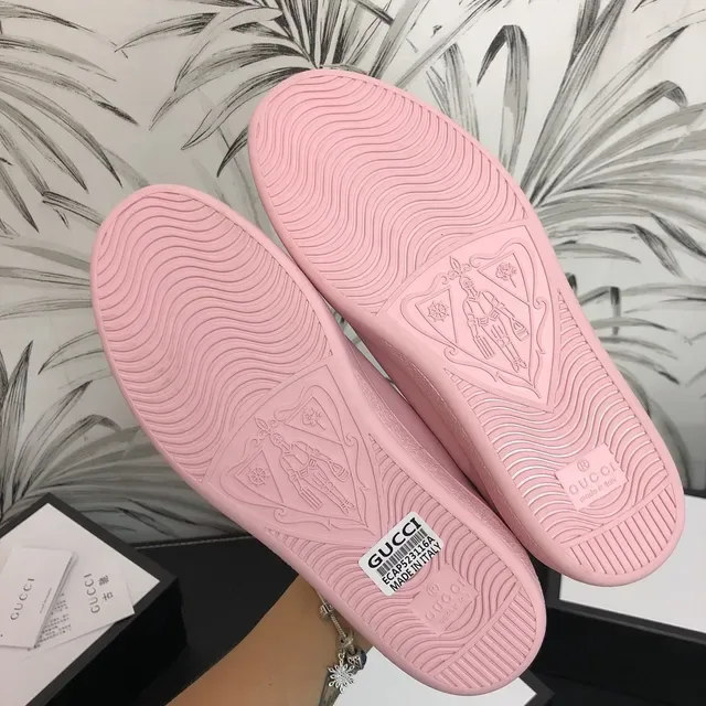 Gucci Ace Cat Tênis Lifestyle de Couro Rosa 5