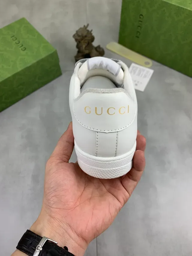 Gucci Ace sneakers lifestyle à panneaux rayés ornés de cristaux 3