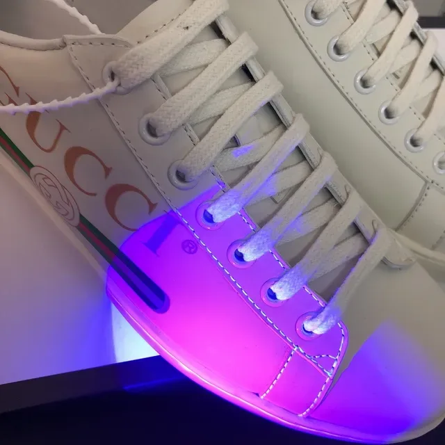 Gucci Ace Sneakers Lifestyle Rayures Web Blanc Rouge Vert 2