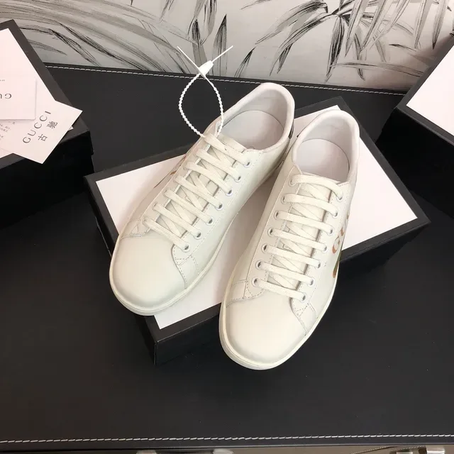 Gucci Ace Sneakers Lifestyle Rayures Web Blanc Rouge Vert 4