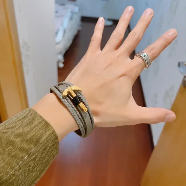 Gucci Ancre Tressée Cuir Gris et Or Bracelet 8