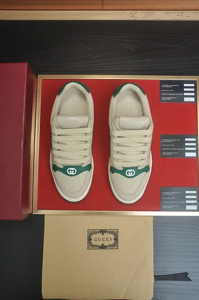 Gucci sneakers lifestyle beige green low-top en maille et cuir 4
