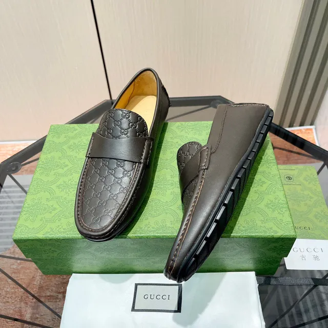 Gucci Black Beige Embossed GG Monogram Penny Strap Loafer 6