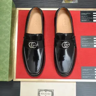 Gucci কালো সিলভার গ্লসি পেটেন্ট লেদার Double G মেটাল লোগো লোফার