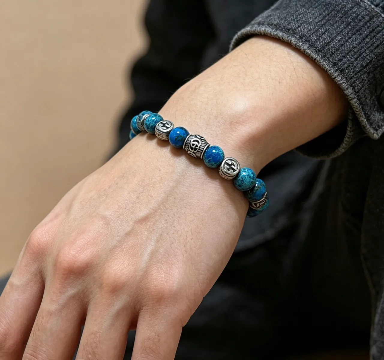 Gucci Pulsera Azul y Plata con Perlas y Acentos Metálicos 4