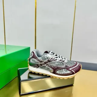 Gucci Burdeos Gris Capas Sintéticas Jaula Sobrecapas Paneles Malla Texturizados Zapatillas Estilo de Vida