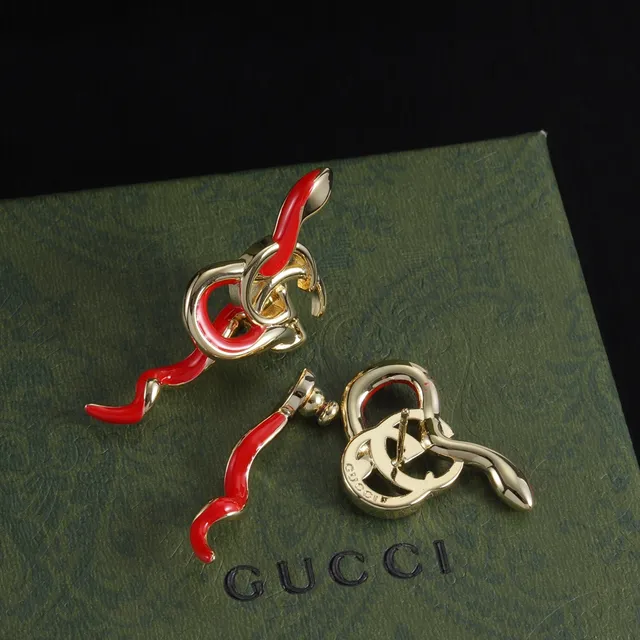 Gucci Dionysus ذهب أحمر نقش أفعى لمسة إيمل قلادة 7