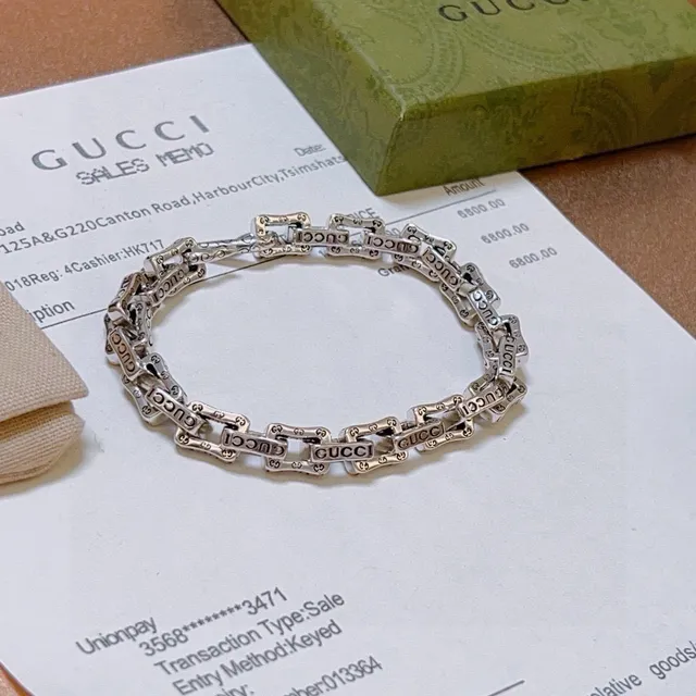 Gucci Engraved Logo Chain Bracelet 9