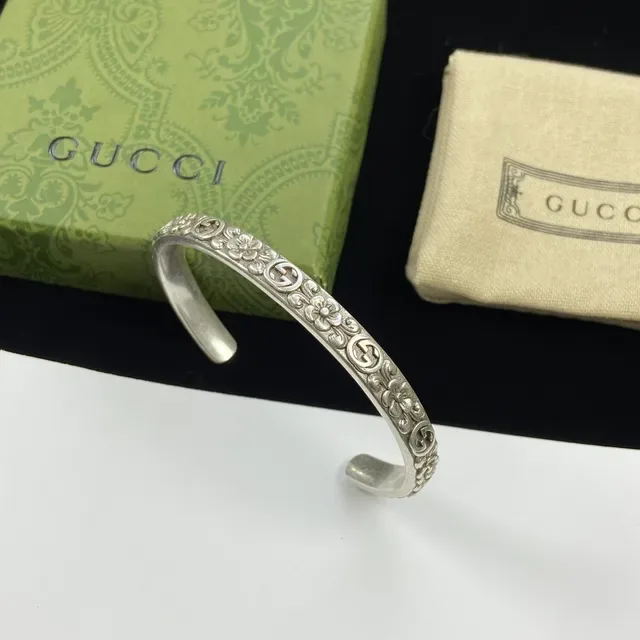 Gucci Floral GG Motif Silver Open Cuff Bracelet 3