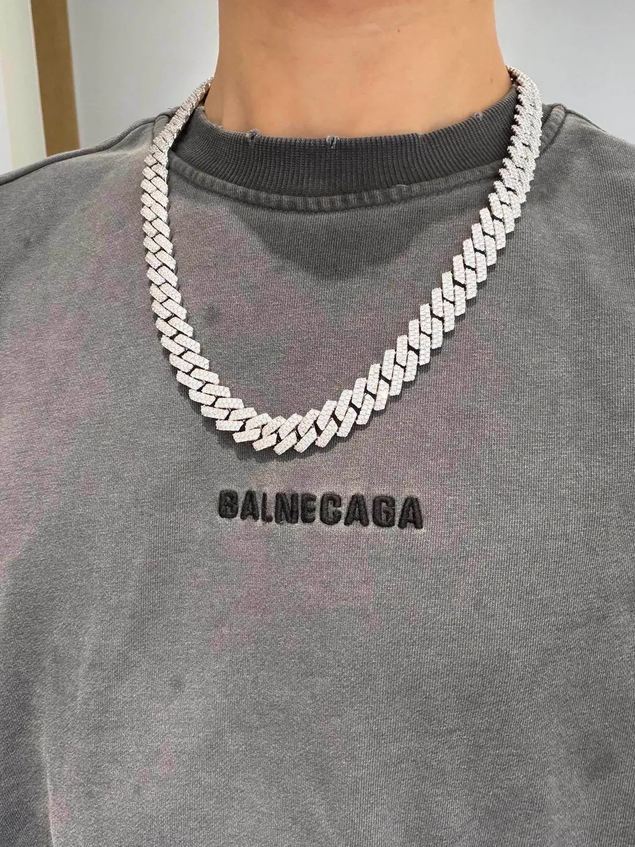 Gucci Fully Pave-Set Curb-Link Chain Necklace 5