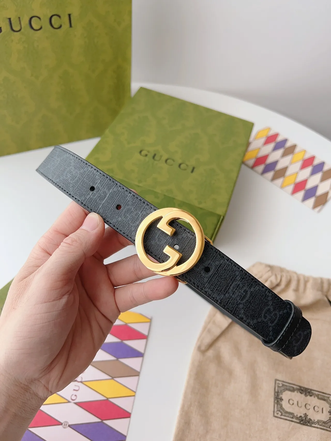 Gucci GG Marmont 黑色金色 Interlocking G 扣头 平滑皮革腰带 7