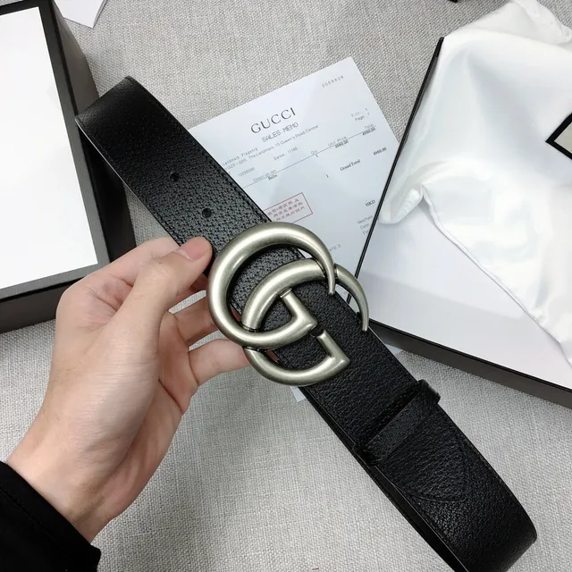 Gucci GG Marmont काला दानेदार चमड़े का बेल्ट 5