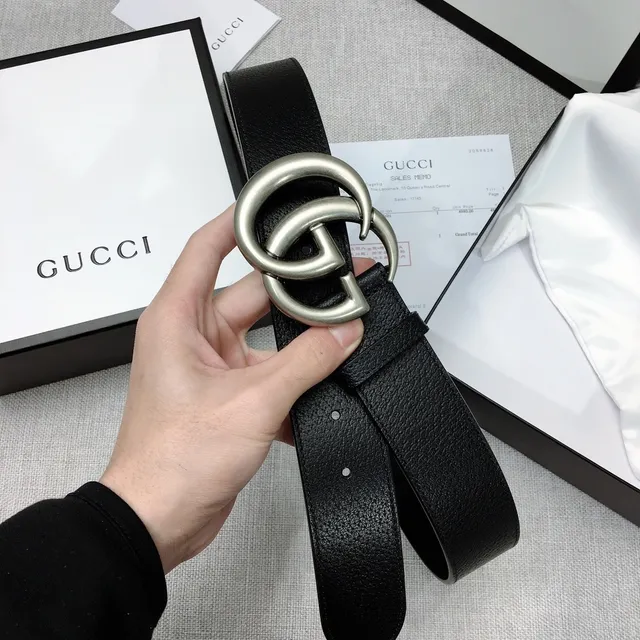 Gucci GG Marmont काला दानेदार चमड़े का बेल्ट 6