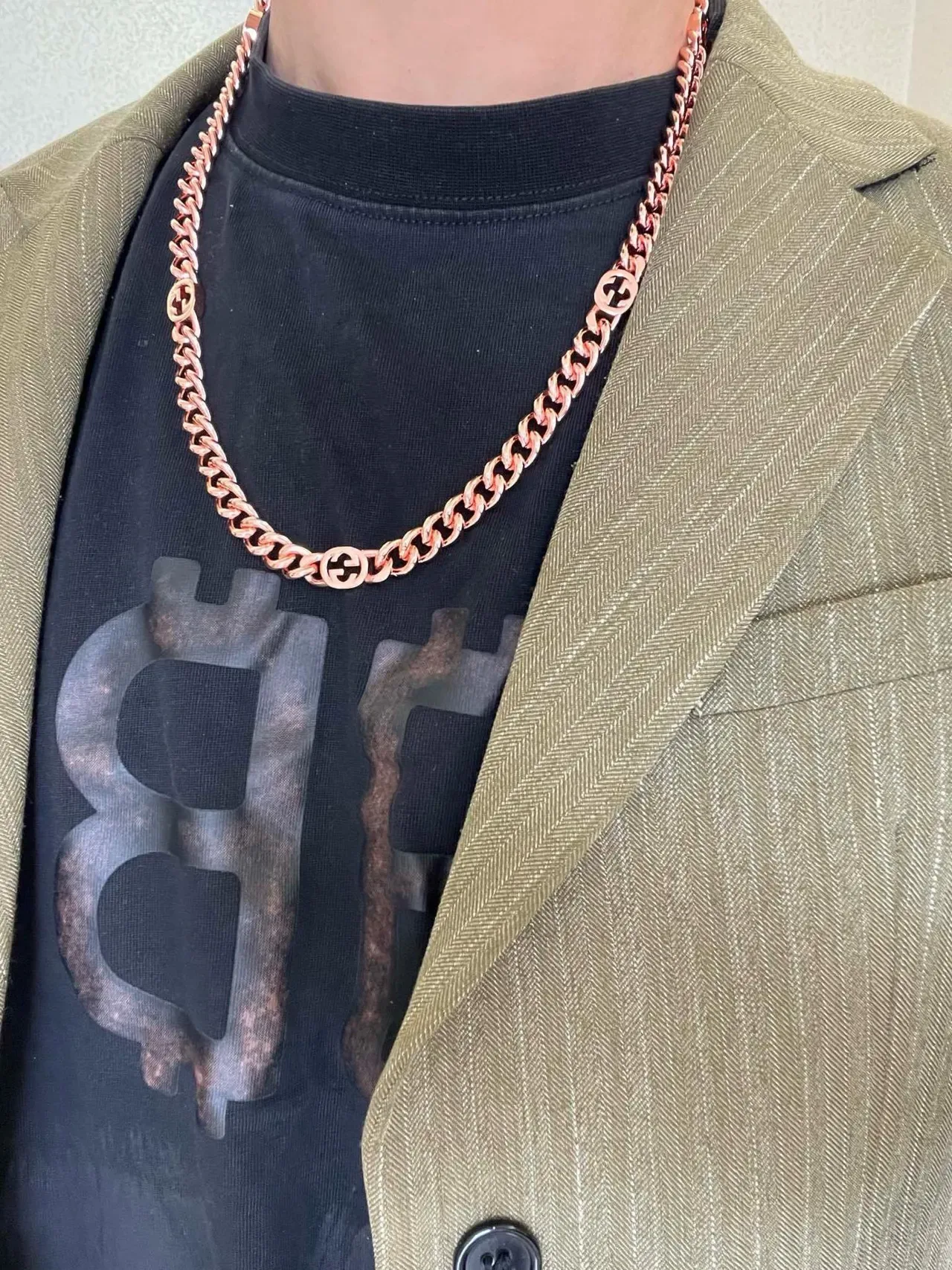 Gucci GG Marmont 黄金曲链互锁G徽章项链 5