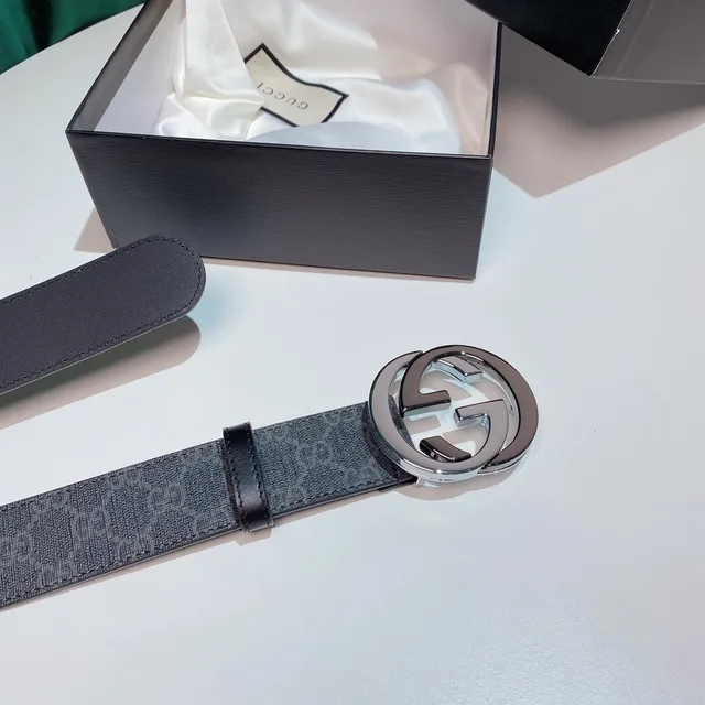 Gucci GG Marmont Interlocking G Buckle Ceinture en cuir 4