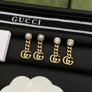 Gucci GG Marmont أقراط لؤلؤية وكريستال قطرة