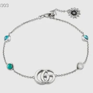 Gucci GG Marmont سوار سلاسل متشابكة فضي أزرق مع شعار G interlocking