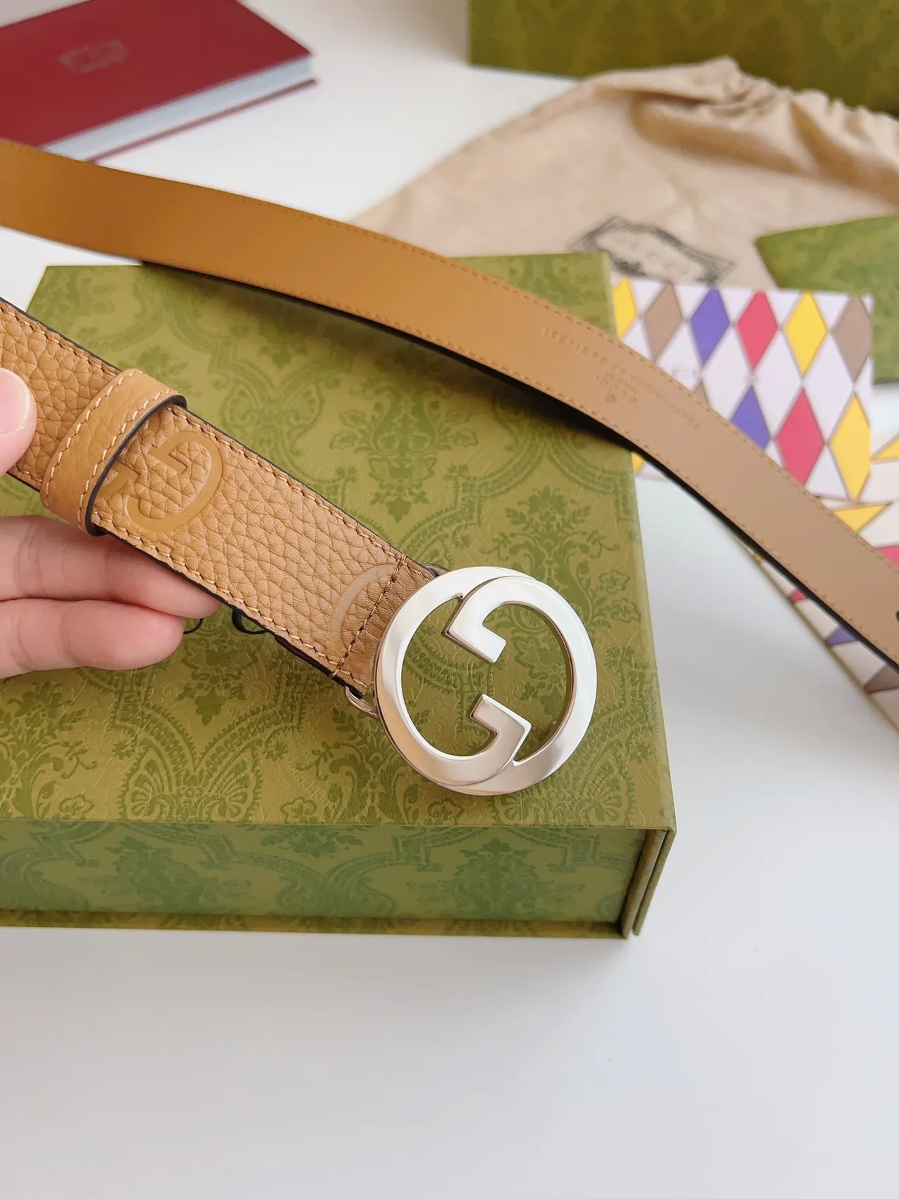 Gucci GG Marmont Ceinture en cuir tan pebbled 7