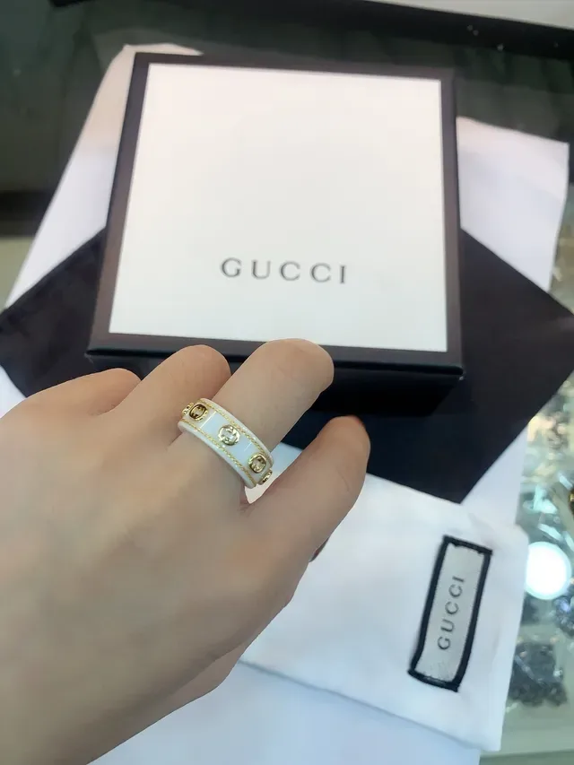 Gucci GG Marmont Blanco Negro Interlocking G Motifs Borde de Cuerda Trenzada Anillo 9