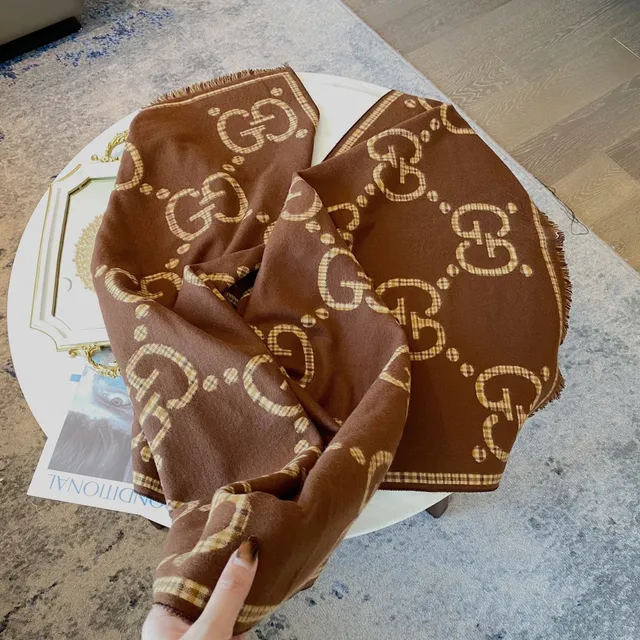 Gucci GG Monogram বাদামী প্লেইড ক্যাশমির শাল 2