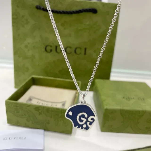 গুসি GG স্কাল এনামেল পেন্ডেন্ট নেকলেস 3