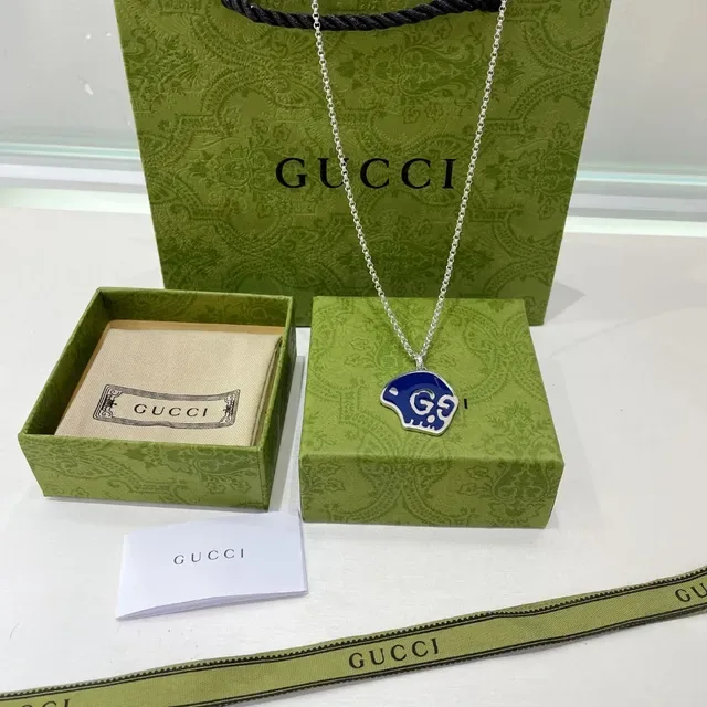 গুসি GG স্কাল এনামেল পেন্ডেন্ট নেকলেস 7
