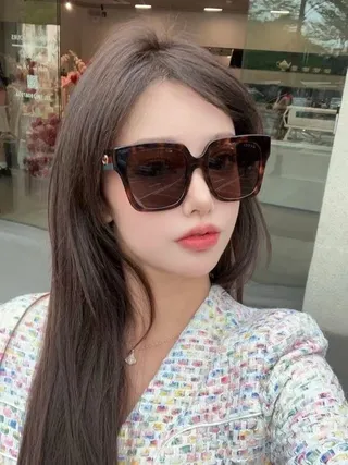 Gucci GG1300S Oversized Tortoiseshell and Green Sunglasses 5