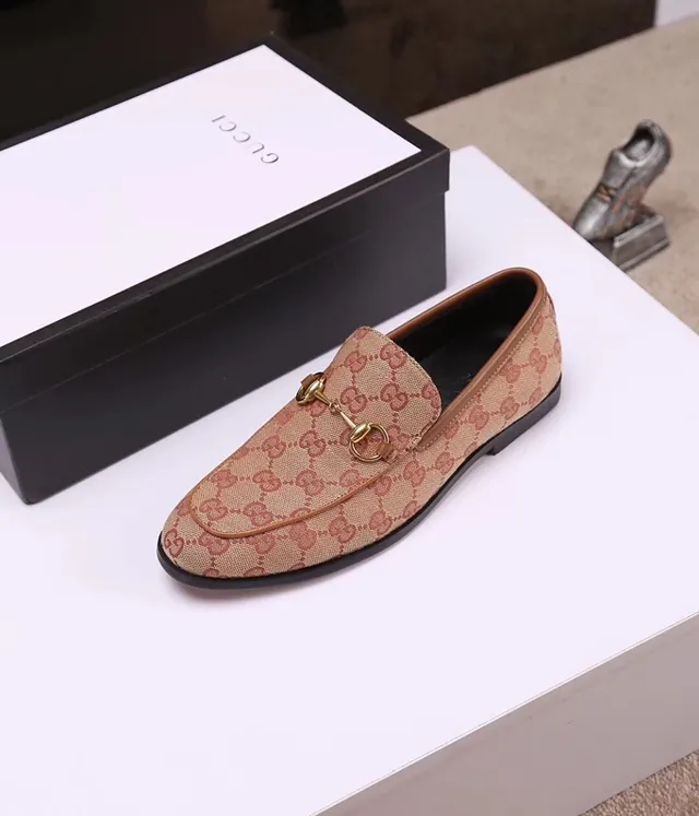 Gucci Horsebit 1955 Beige and Red Monogram Loafers 8
