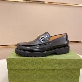 Gucci Horsebit 1955 Mocasín Negro Cuero Patentado Suela Lug