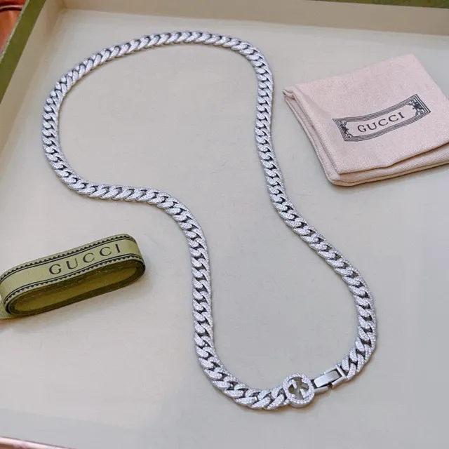 Gucci Chaîne Icon Collier Pavé Silver-Tone Chaîne Curb Link Collier 9