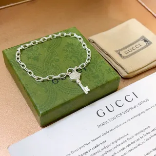 Gucci 钥匙主题 银色链节手链