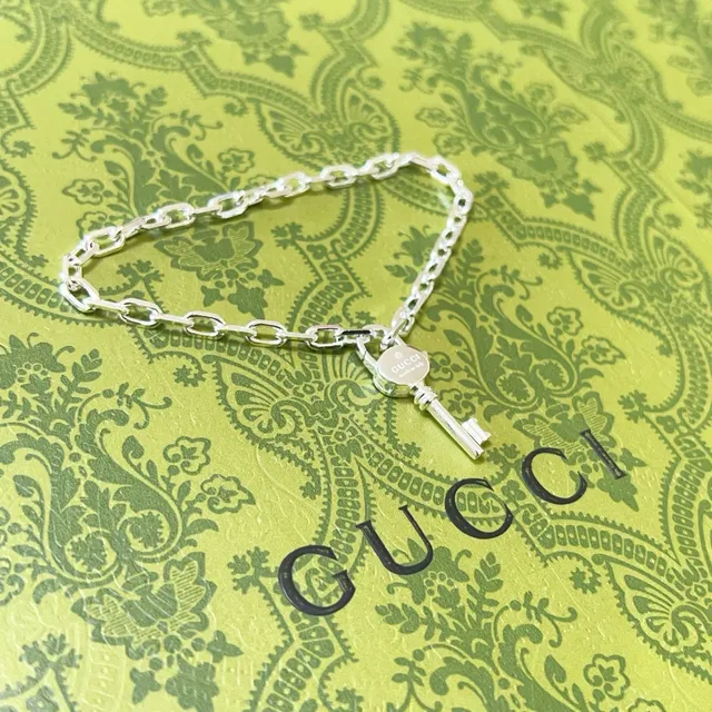 Gucci 钥匙主题 银色链节手链 8