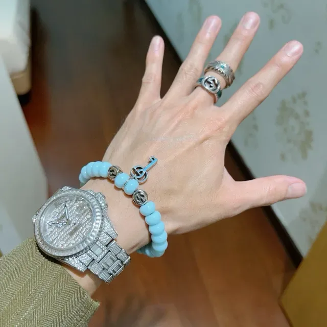 Gucci Key to My Heart Blue Silver Beaded Stretch Interlocking G Charms Bracelet 8