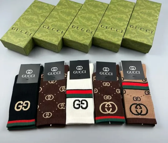 Gucci multicolores GG Monogram tejido rayas rojo-verde web calcetines con puño 1