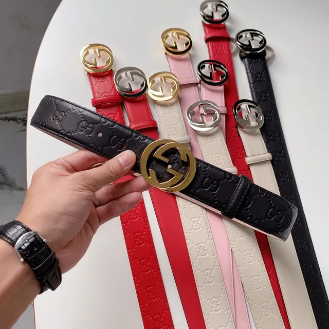 Gucci Ophidia Cinturón de cuero negro y oro con monograma GG embossado hebilla doble G 2