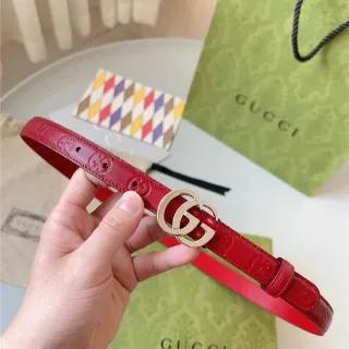 Gucci Ophidia Cinto de couro vermelho embossado GG