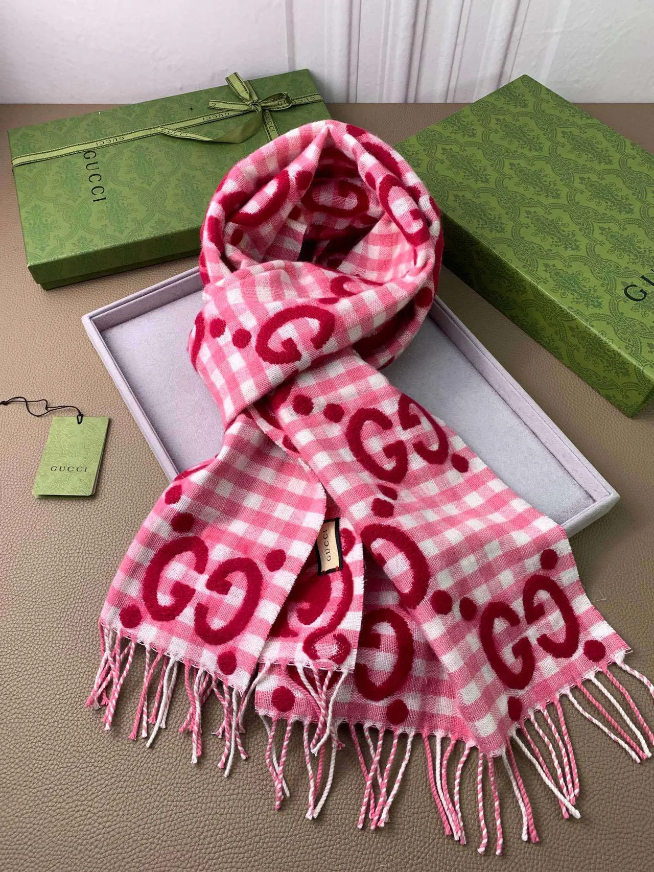 Gucci Bufanda Cachemira Gingham Rosa y Blanco Interlocking GG Monograma 3