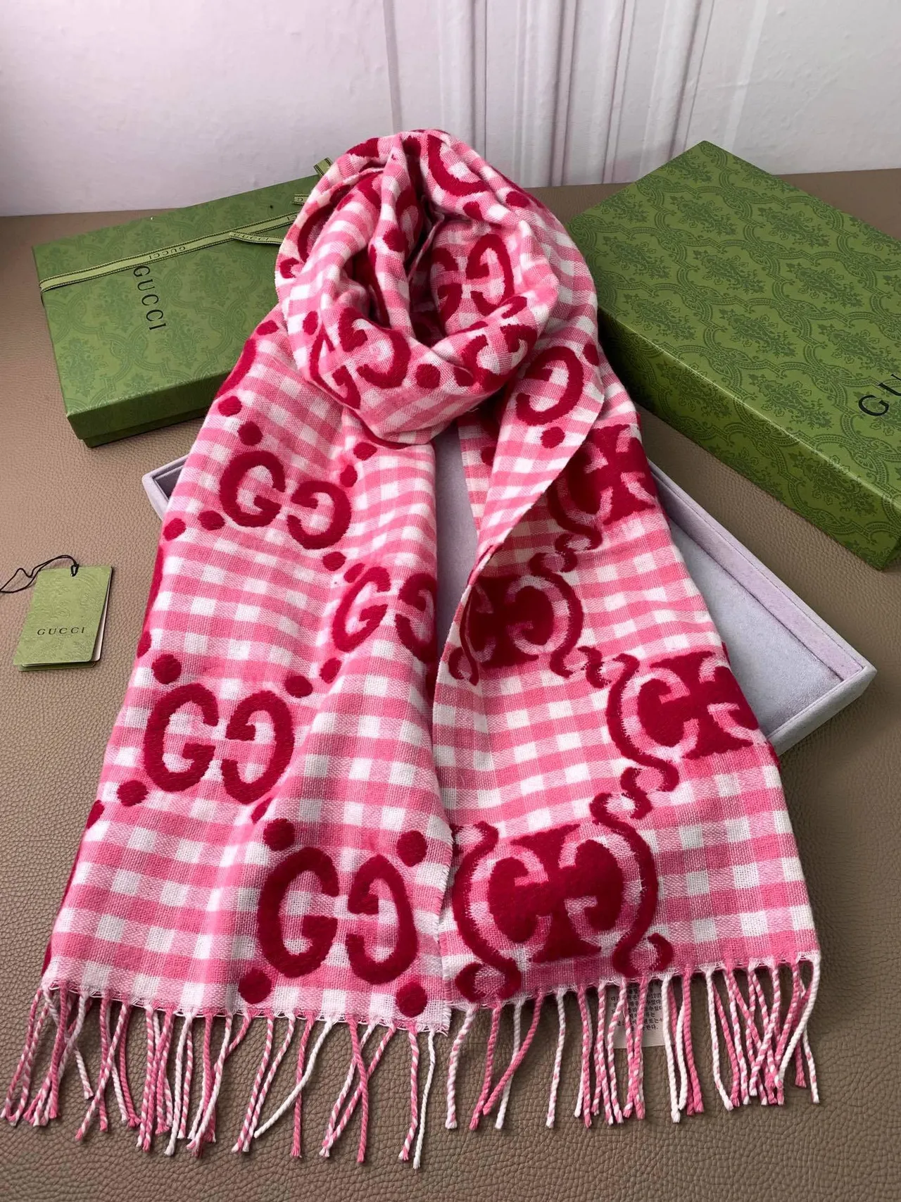 Gucci Bufanda Cachemira Gingham Rosa y Blanco Interlocking GG Monograma 9