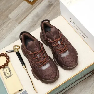 Gucci Rhyton বাদামী মোনোগ্রাম চংকি স্নিকার্স