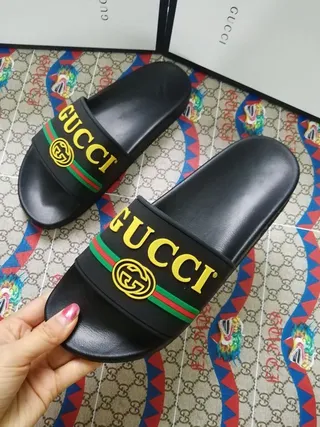 Gucci Screener Noir Jaune Rouge Vert Chaussons slides web 6