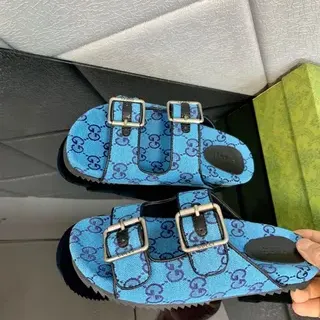 Gucci Screener Zapatillas Deslizantes Azules y Moradas Monogram Doble Hebilla