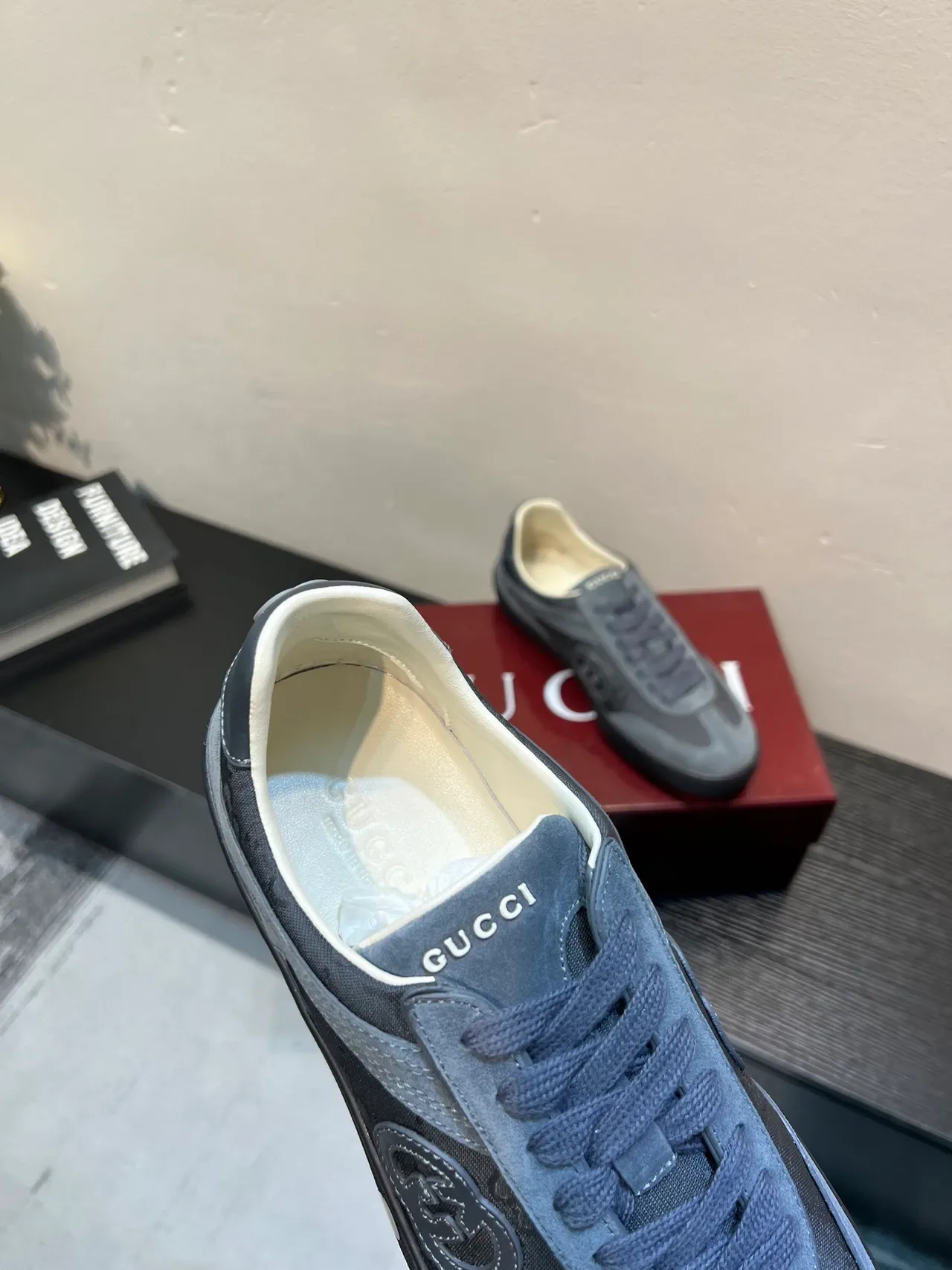 Gucci Screener رمادي فحمي جلد ناعم و Monogram Canvas حذاء أسلوب حياة 7