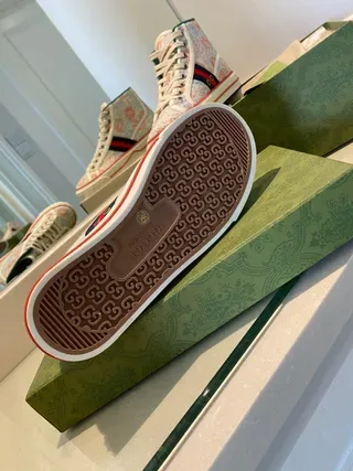 غوتشي سكرينر طباعة زهور low-top سنيكرز أسلوب حياة 2