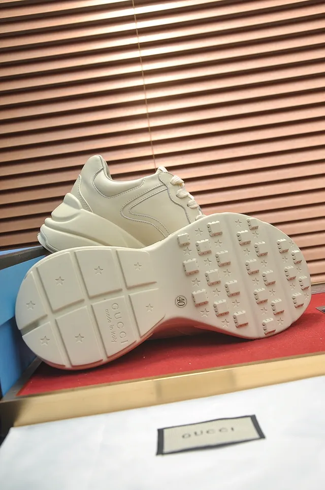 Gucci Screener Off-White baskets épaisses 2