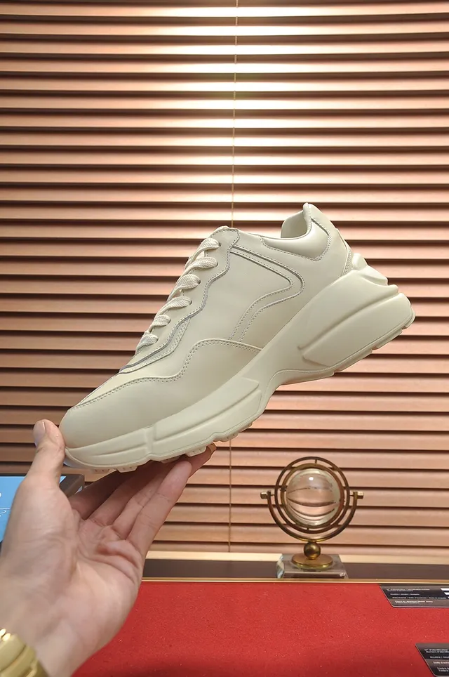 Gucci Screener Off-White baskets épaisses 3