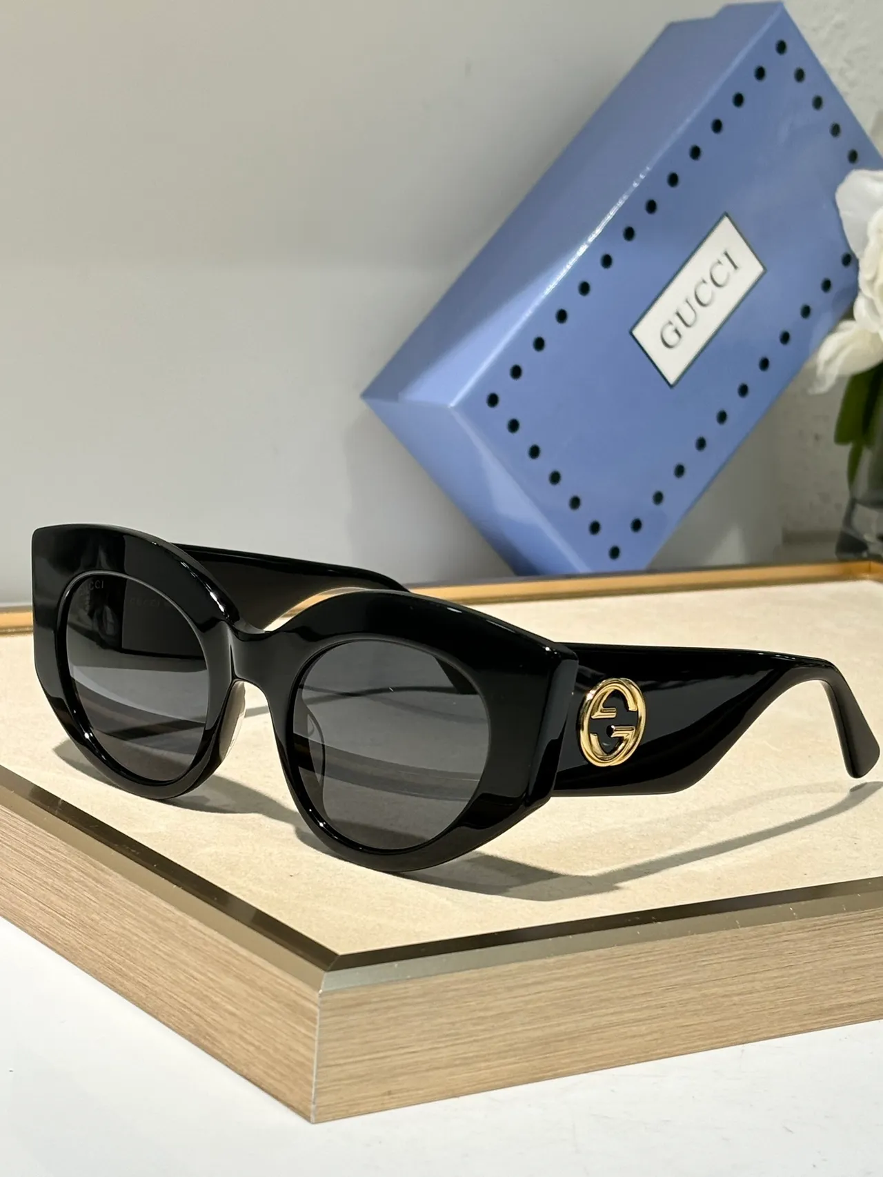 Gucci Screener Tortoiseshell and Web Stripe Sunglasses 5