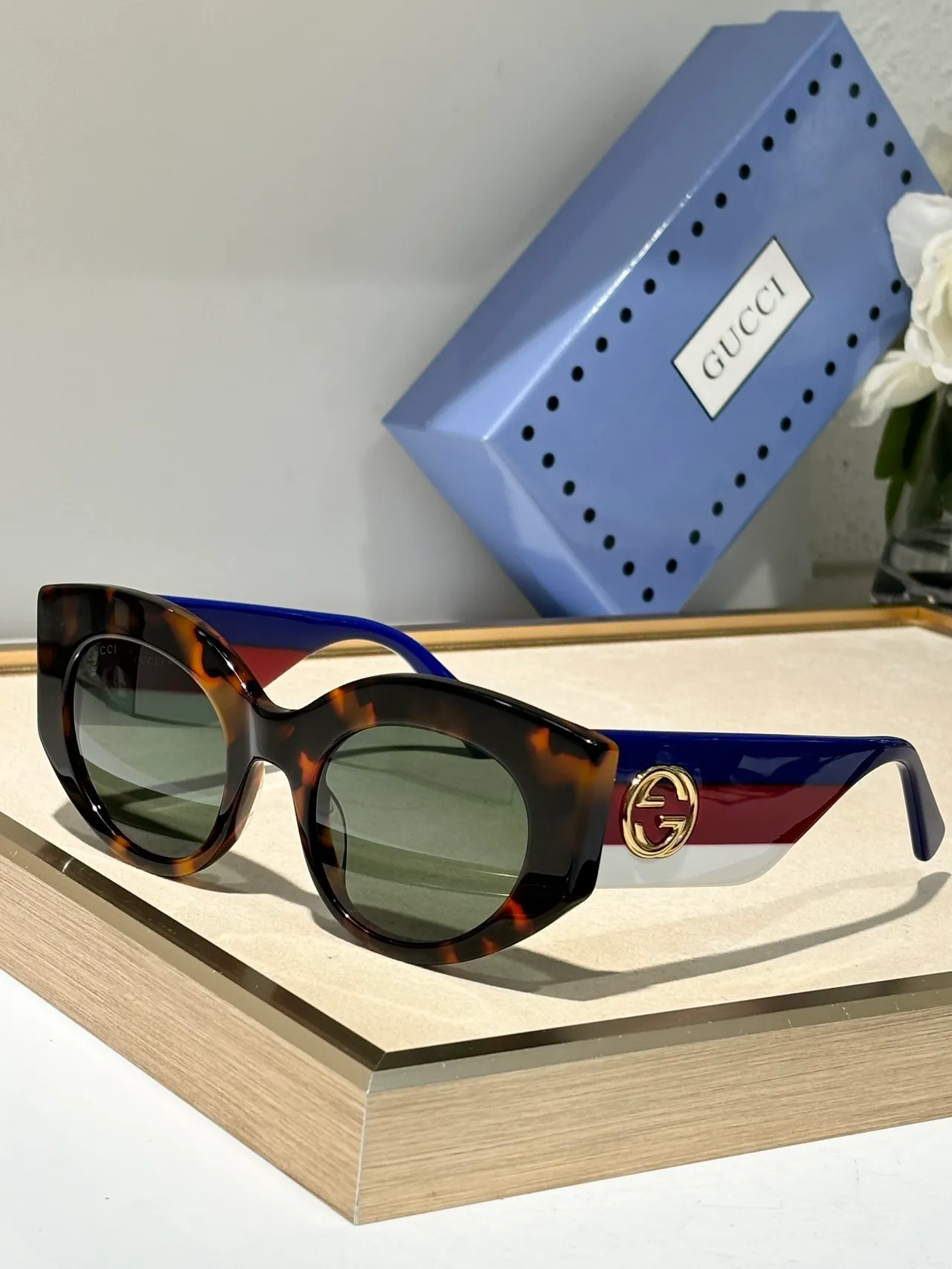 Gucci Screener Tortoiseshell and Web Stripe Sunglasses 6