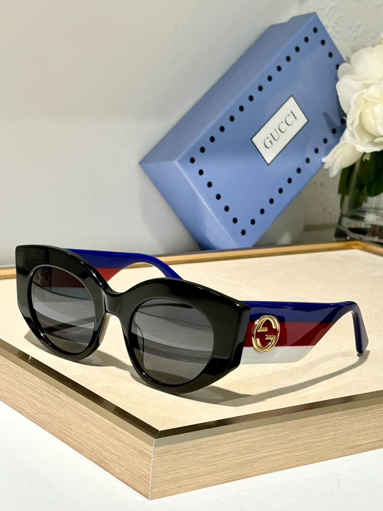 Gucci Screener Tortoiseshell and Web Stripe Sunglasses 9