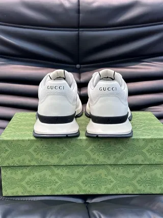 Gucci Screener Branco Preto Interlocking G sneakers estilo de vida 5