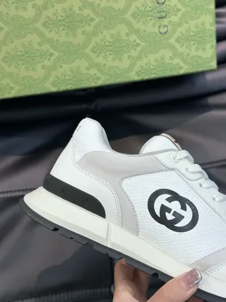 Gucci Screener Branco Preto Interlocking G sneakers estilo de vida 6
